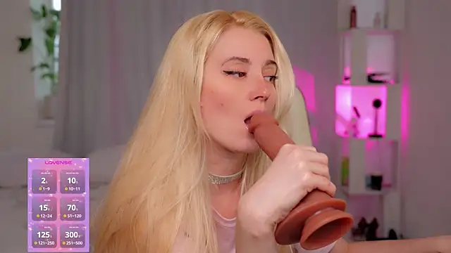 Myfeet inyourmouth online show from April 4, 1:19 pm