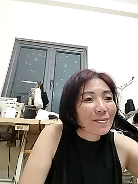 Snapshot of Miinn99 chatting on March 17, 2:42 pm Miinn99 online show from March 17, 2:42 pm