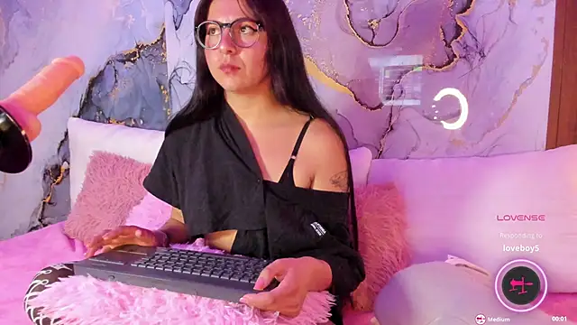 Snapshot of abbycandhy chatting on March 23, 8:35 pm abbycandhy online show from March 23, 8:35 pm