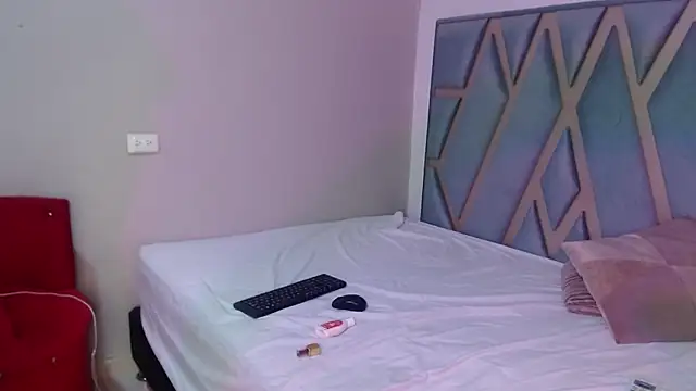 Snapshot of EBONY_LOVEE_ chatting on March 15, 3:40 pm EBONY LOVEE online show from March 15, 3:40 pm