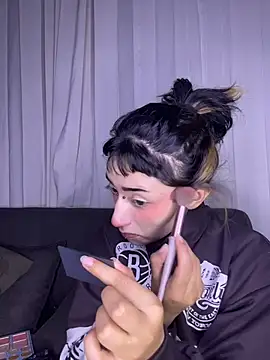 baby akuma online show from April 2, 5:27 am