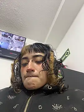 baby akuma online show from May 13, 3:37 am