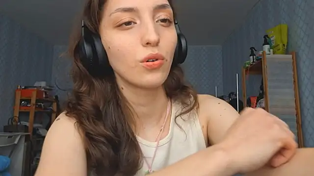 Snapshot of CindyLight chatting on March 26, 11:16 am CindyLight online show from March 26, 11:16 am