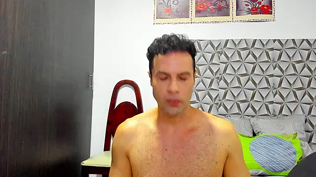 Snapshot of Gael_Saint chatting on March 24, 12:32 pm Gael Saint online show from March 24, 12:32 pm