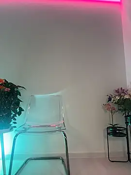 Snapshot of ScarletFlameee chatting on May 7, 5:24 am ScarletFlameee online show from May 7, 5:24 am