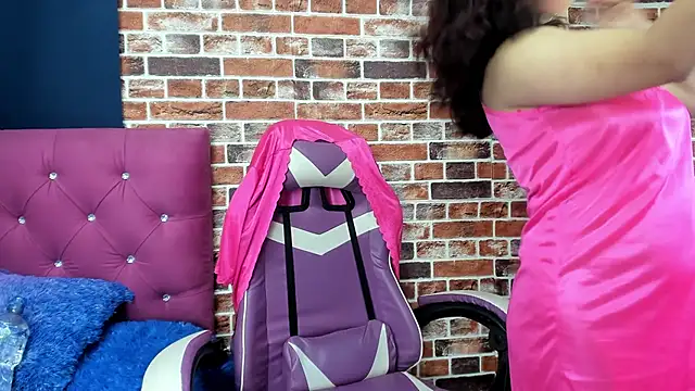 Snapshot of Sary_LittleSmiles chatting on April 1, 11:22 am Sary LittleSmiles online show from April 1, 11:22 am