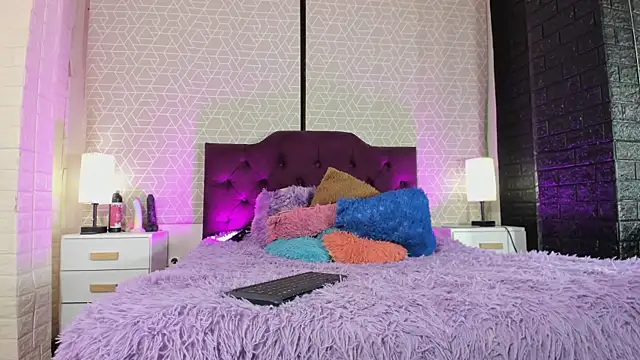 Sary LittleSmiles online show from April 30, 4:19 am