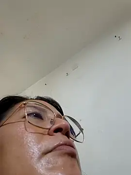 Dr Edna naughty online show from June 7, 12:59 am