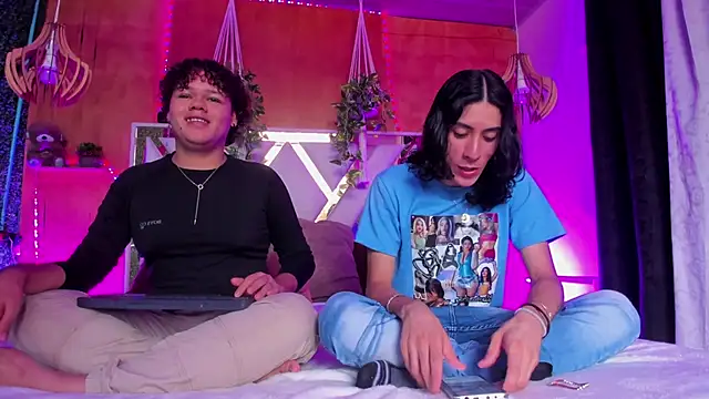 Snapshot of Kos_storm chatting on March 27, 2:06 pm Kos storm online show from March 27, 2:06 pm