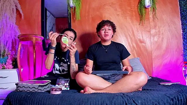 Snapshot of Kos_storm chatting on April 2, 2:04 pm Kos storm online show from April 2, 2:04 pm