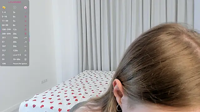 Snapshot of ErinnPieloch chatting on March 28, 7:13 pm ErinnPieloch online show from March 28, 7:13 pm