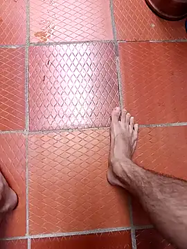 Snapshot of Juango24321 chatting on March 7, 9:34 pm Juango24321 online show from March 7, 9:34 pm