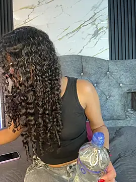 Snapshot of Bunny_fire chatting on March 11, 7:09 pm Bunny fire online show from March 11, 7:09 pm