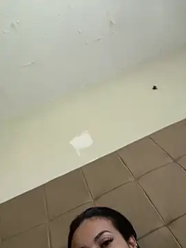 Snapshot of xxxdannyassis2027 chatting on April 6, 4:52 pm xxxdannyassis2027 online show from April 6, 4:52 pm