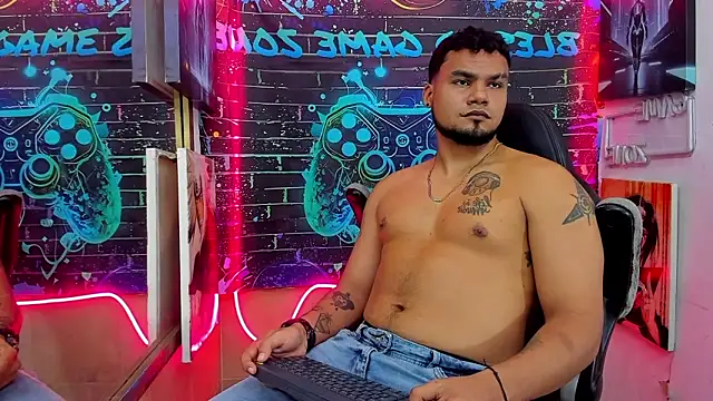 Dereck jackson  online show from March 13, 7:53 pm