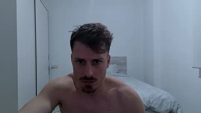 Snapshot of zeusoctavian1 chatting on March 19, 5:28 pm zeusoctavian1 online show from March 19, 5:28 pm