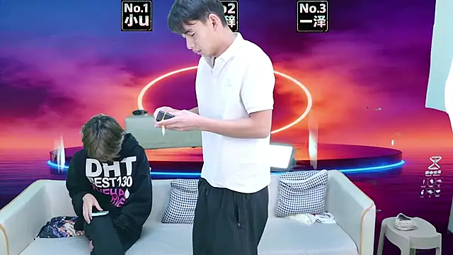 XHR001 online show from March 26, 1:33 am