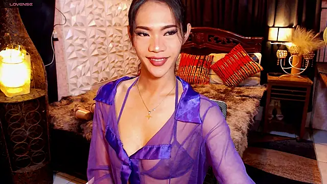 MsEpitome online show from March 19, 5:50 pm