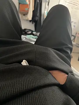 Snapshot of Sh-618 chatting on March 30, 12:11 am Sh-618 online show from March 30, 12:11 am