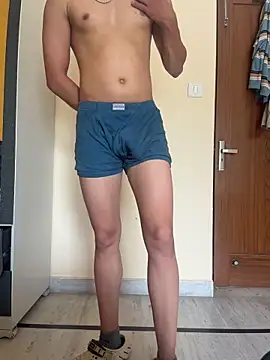 Snapshot of legend_twink chatting on May 10, 6:29 am legend twink online show from May 10, 6:29 am