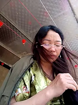 Yellow-pink online show from March 19, 7:01 am