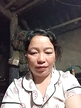 Yellow-pink online show from March 23, 2:32 pm