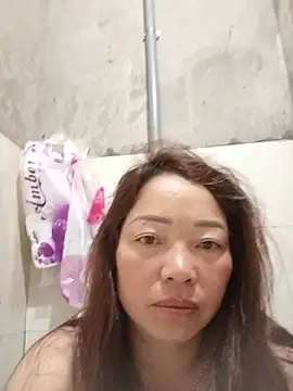 Yellow-pink online show from May 9, 10:26 pm