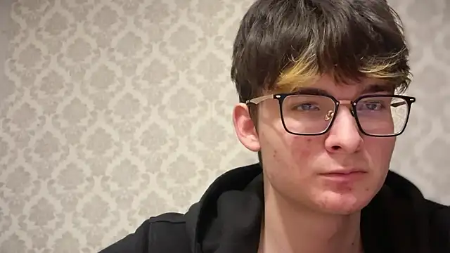 niksikor online show from March 29, 2:28 pm