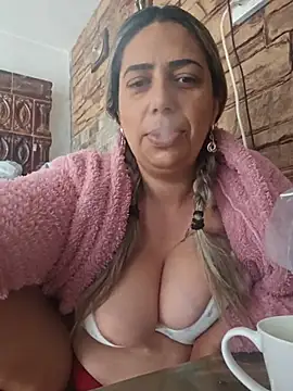 I amAlthaea online show from May 21, 5:58 am