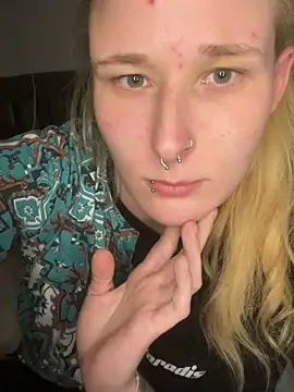 Snapshot of HotPurpleHaze chatting on March 26, 3:34 am HotPurpleHaze online show from March 26, 3:34 am