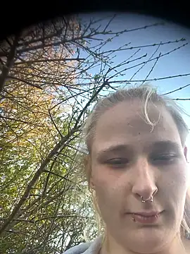 Snapshot of HotPurpleHaze chatting on April 1, 5:21 pm HotPurpleHaze online show from April 1, 5:21 pm