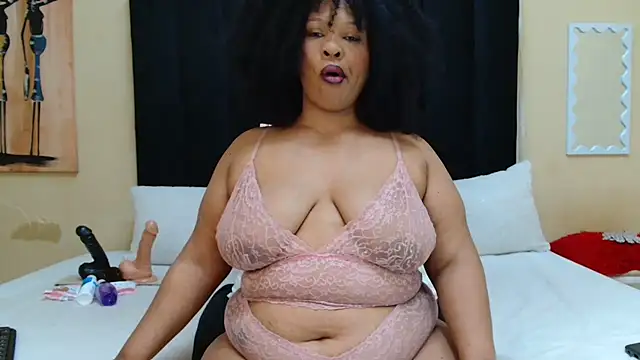 TamaraDee4papi online show from May 17, 7:28 am
