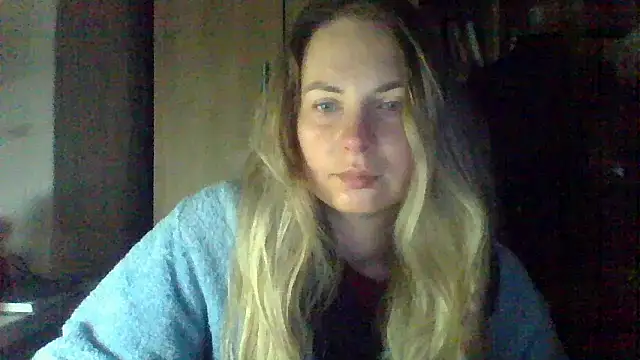 Mollie365 online show from March 18, 2:15 am