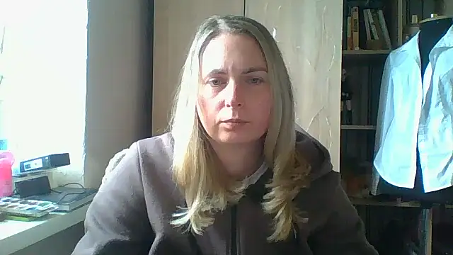 Mollie365 online show from April 2, 9:29 am