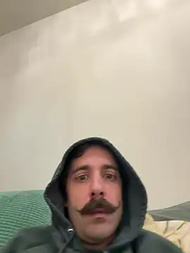 Snapshot of RawSlutMaker chatting on March 8, 9:40 pm RawSlutMaker online show from March 8, 9:40 pm