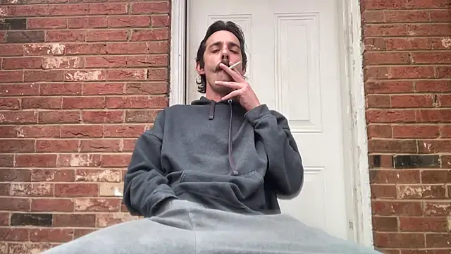 Snapshot of RawSlutMaker chatting on March 30, 5:14 pm RawSlutMaker online show from March 30, 5:14 pm