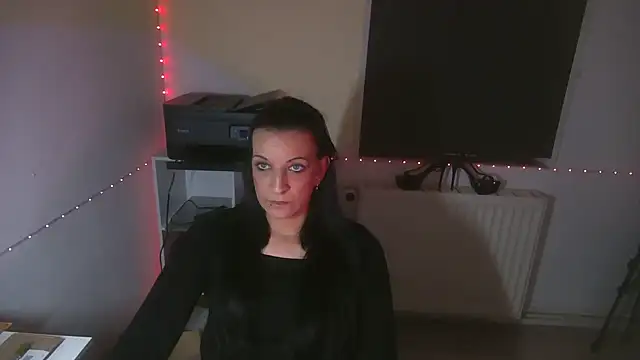 Snapshot of SpicyJenny chatting on March 17, 8:01 pm SpicyJenny online show from March 17, 8:01 pm