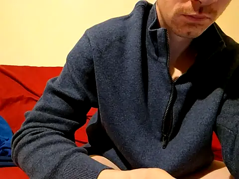 Snapshot of biszexboy97 chatting on March 23, 7:29 pm biszexboy97 online show from March 23, 7:29 pm