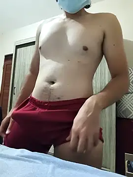 Snapshot of vinii1800 chatting on March 31, 1:29 am vinii1800 online show from March 31, 1:29 am