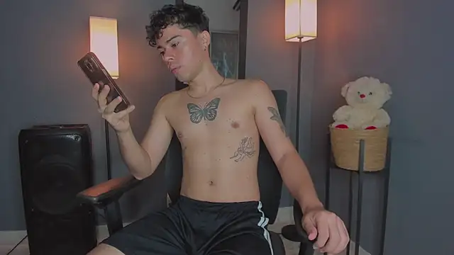 Soft Temptationxx online show from March 17, 1:25 pm