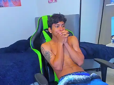 PaulTallx online show from March 12, 1:01 am