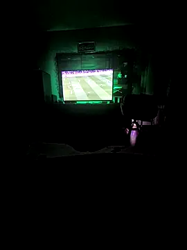 Snapshot of Activ1top chatting on March 27, 8:41 pm Activ1top online show from March 27, 8:41 pm