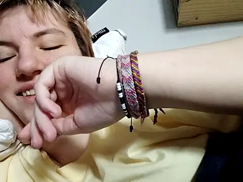 thatcutesubgirlwlw online show from March 27, 8:20 am