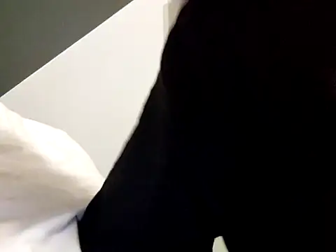 thatcutesubgirlwlw online show from March 27, 9:25 pm