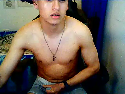 Snapshot of andresito_22 chatting on March 24, 4:28 am andresito 22 online show from March 24, 4:28 am