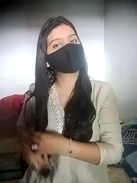 Snapshot of AishwaryaGujjar chatting on March 19, 4:05 am AishwaryaGujjar online show from March 19, 4:05 am