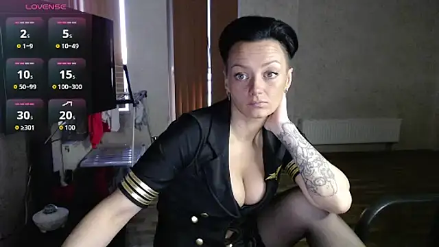 Snapshot of EhidnaLowq chatting on March 22, 3:48 pm EhidnaLowq online show from March 22, 3:48 pm