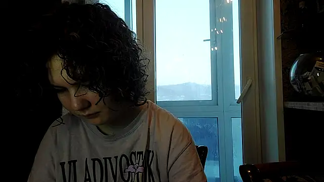 Snapshot of OlivaArashiro chatting on March 12, 9:32 pm OlivaArashiro online show from March 12, 9:32 pm