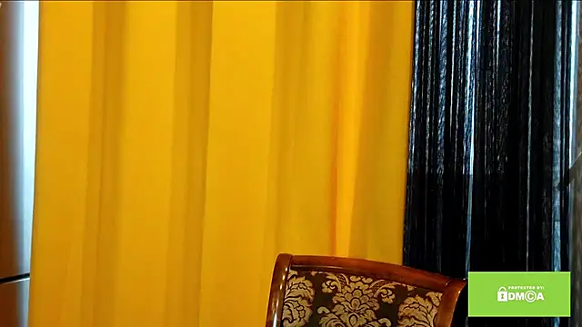 Snapshot of OlivaArashiro chatting on March 24, 9:31 pm OlivaArashiro online show from March 24, 9:31 pm