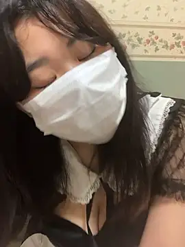  Saki  online show from April 5, 1:30 pm